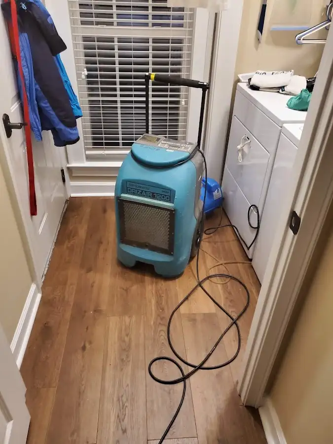 Commercial dehumidifier deployed for Crawl Space Restoration in Fort Valley